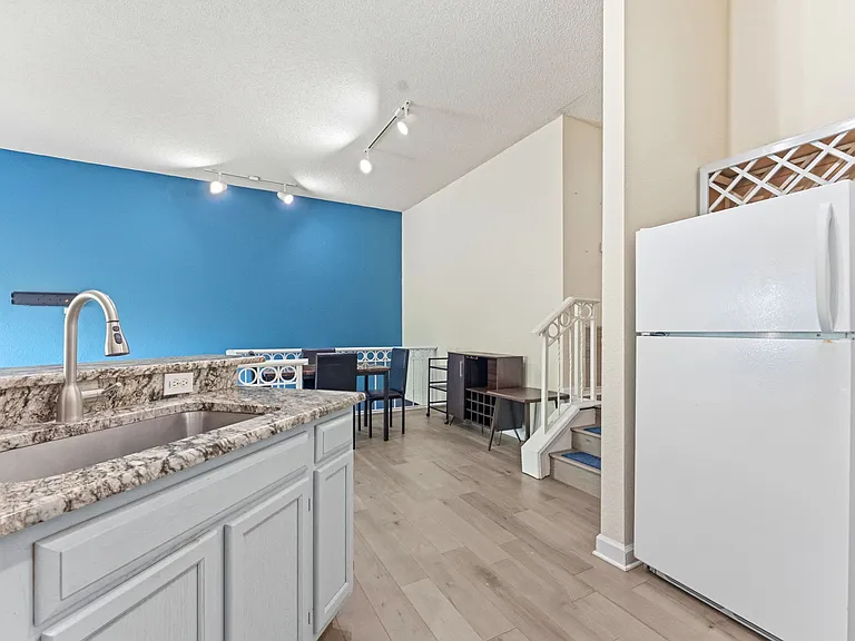 603 Masthead Ct — Photo 12
