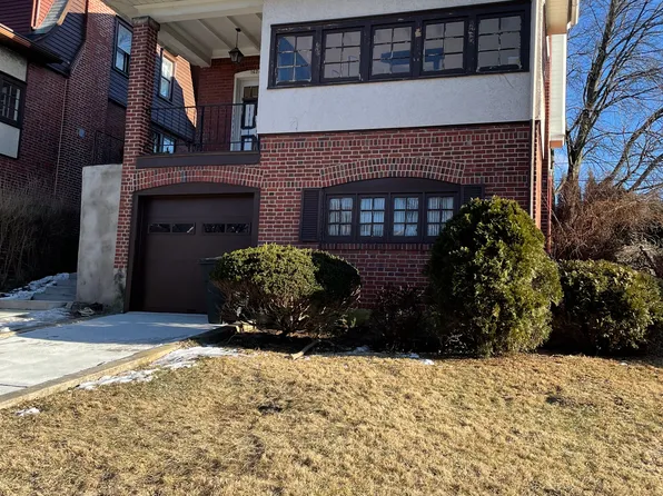 1624 Delaware Ave, Wyomissing, PA 19610