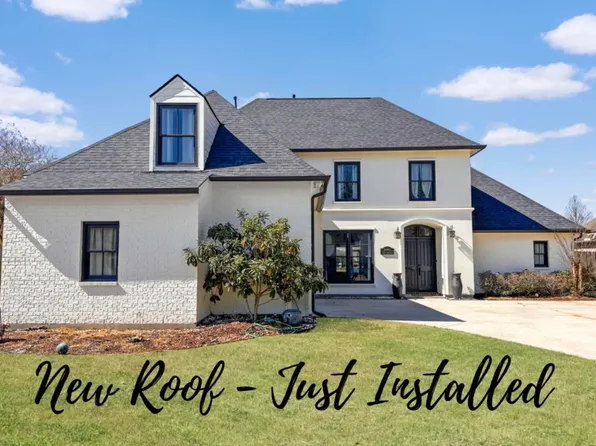 16445 Long Lake Dr, Prairieville, LA 70769