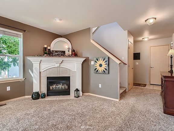 Gas Fireplace with Beautifully displayed mantle 