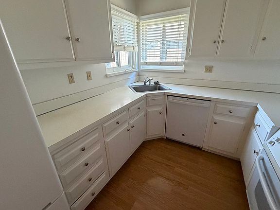 4th image of 1355 Palos Verdes Dr