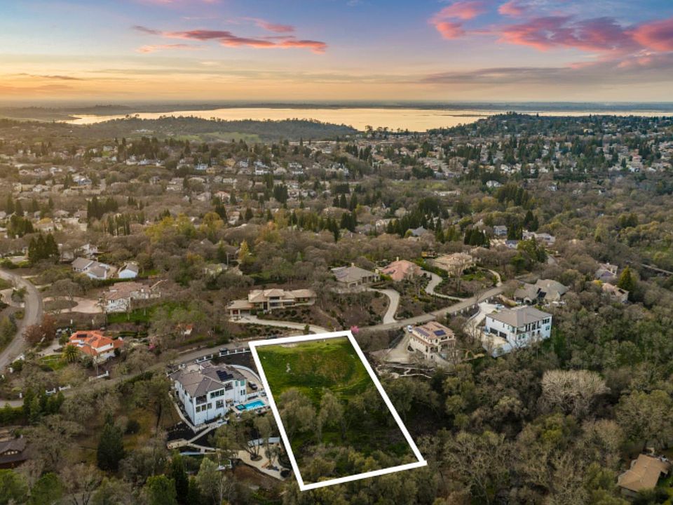 1st image of 1201 Lomond Dr