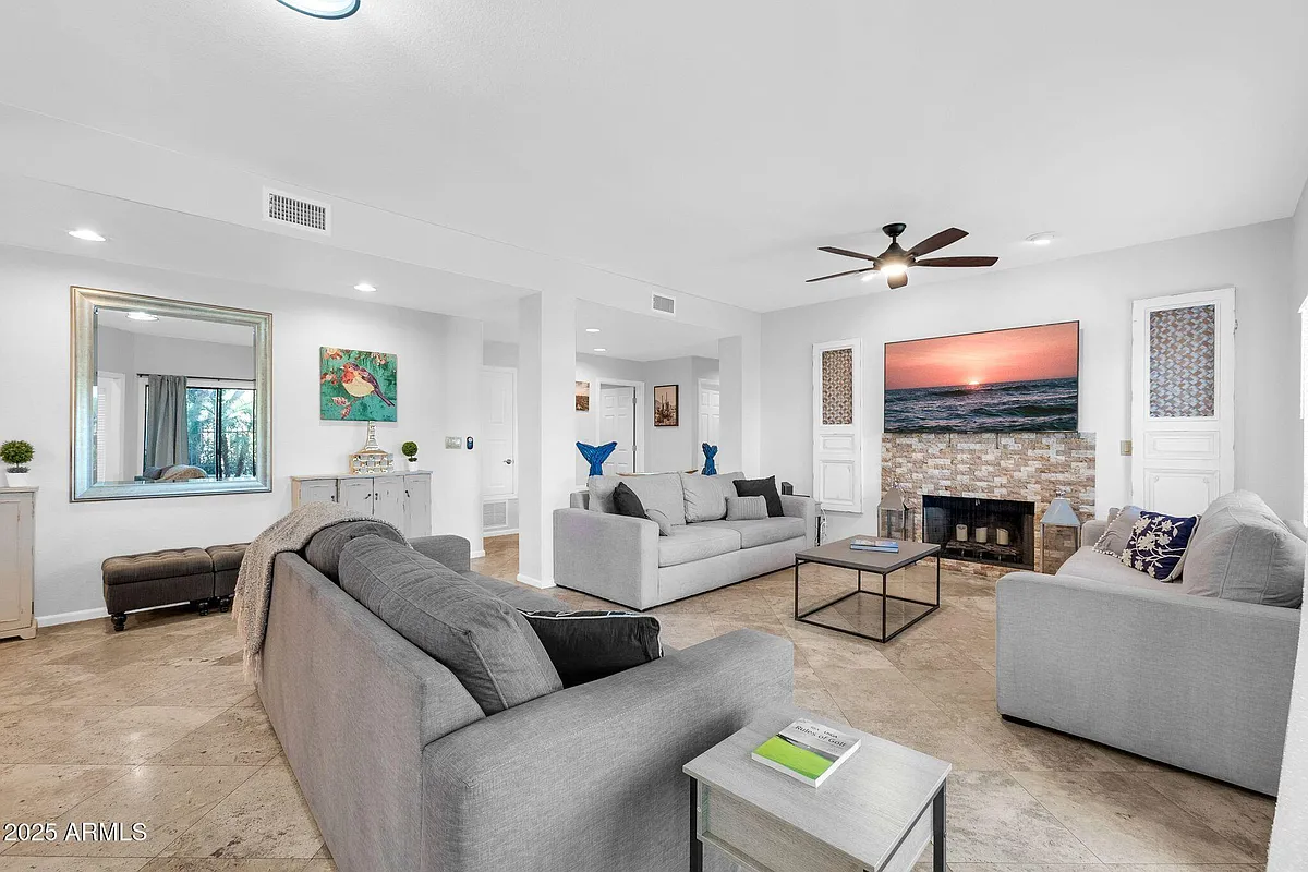 Building Photo - 7272 E Gainey Ranch Rd #74