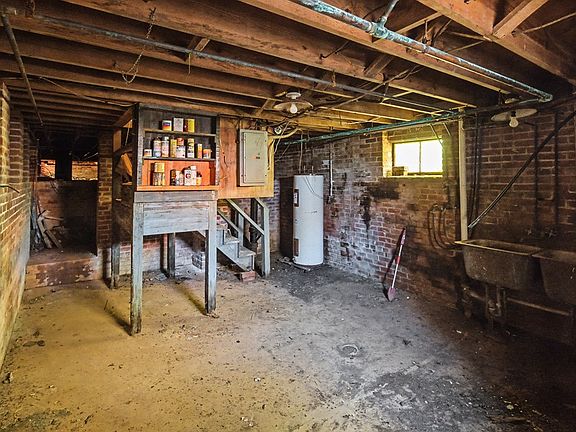 53rd image of 379 Old Rock Rd