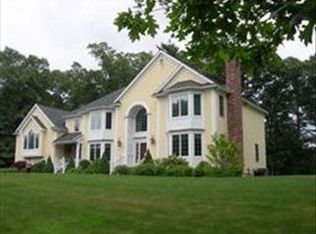 5 Newman Hill Dr, Andover, MA 01810
