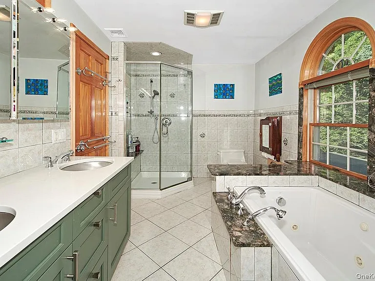 1015 Shore Acres Dr — Photo 13