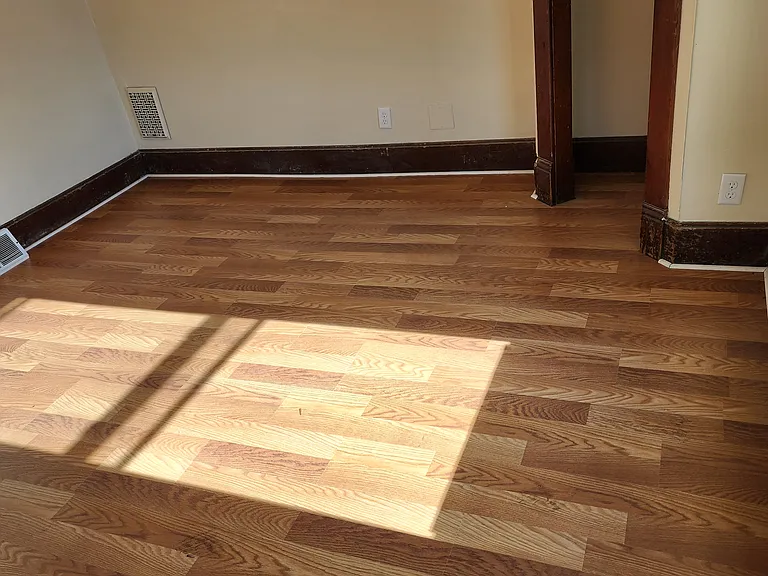 102 5th Ave — Photo 9