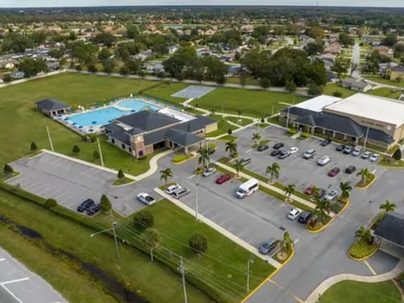 Community pool