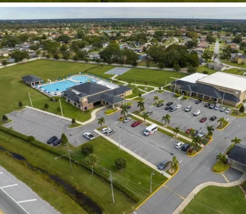 Community pool