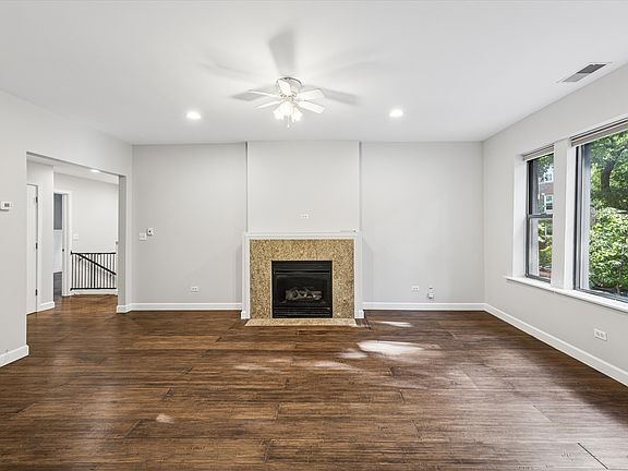 4th image of 6829 N Lakewood Ave APT 1