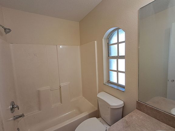 4th image of 2015 Olsen Ln