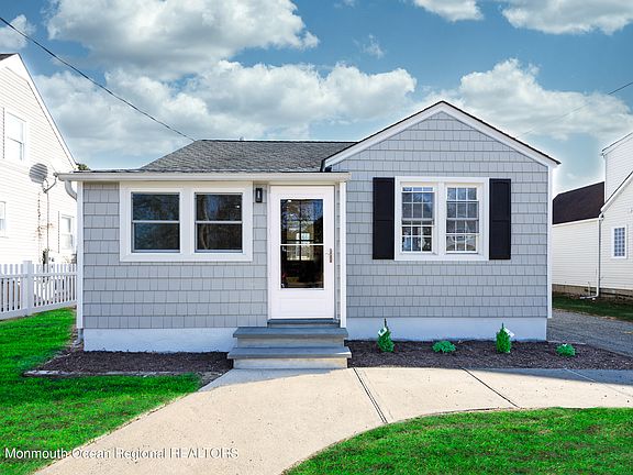 2nd image of 508 Riverwood Avenue