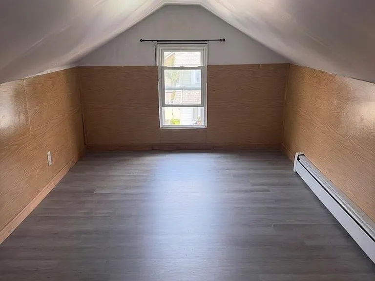 191 Hollywood Ave — Photo 9