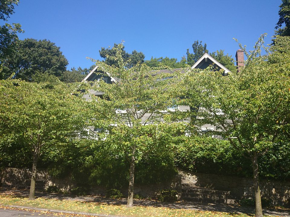 2nd image of 1144 Federal Ave E