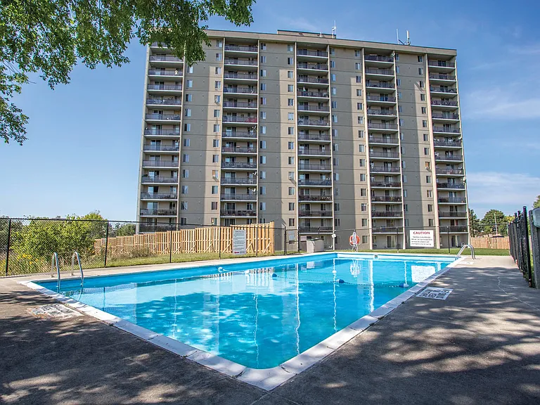 951 Commissioners Rd E — Photo 5