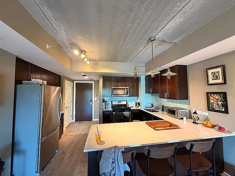 1334 W Morse Ave #506 — Photo 4