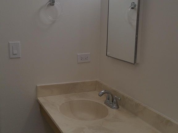 2nd image of 2415 Ala Wai Blvd APT 608