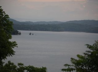 Russell Brothers Rd, Sharps Chapel, TN 37866