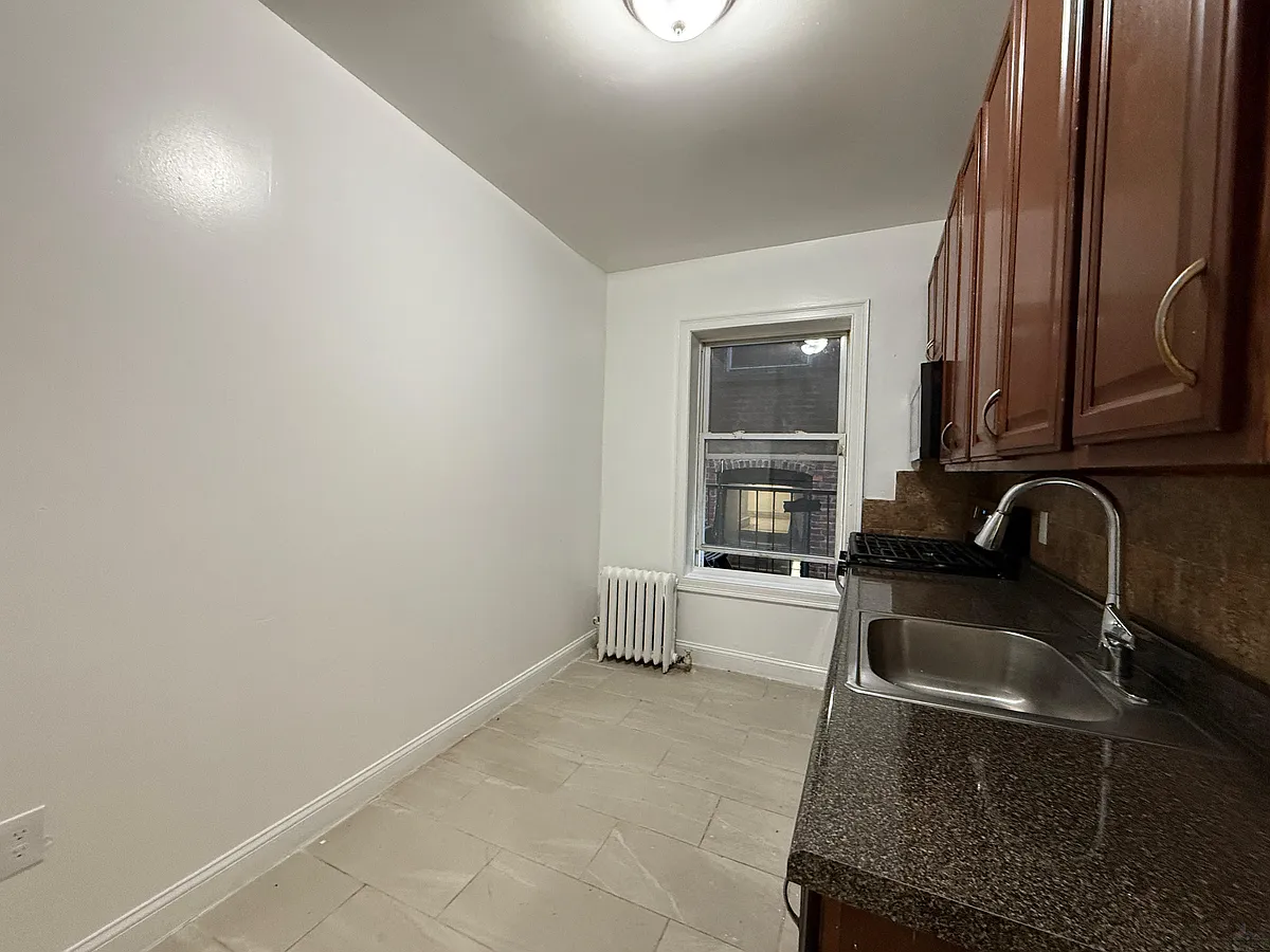 Building Photo - 487 Garfield Ave #10