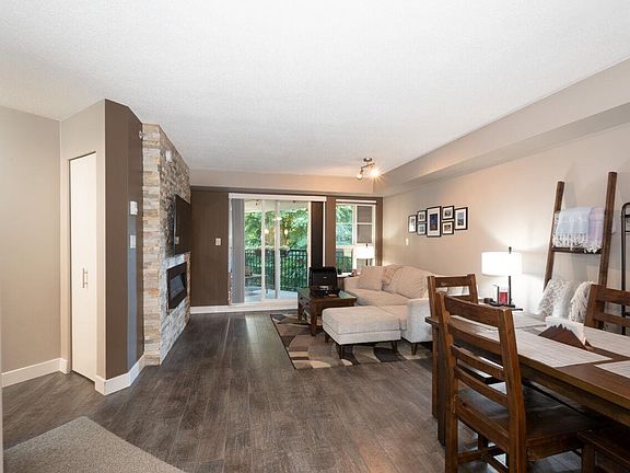 5th image of 19677 Meadow Gardens Way #409