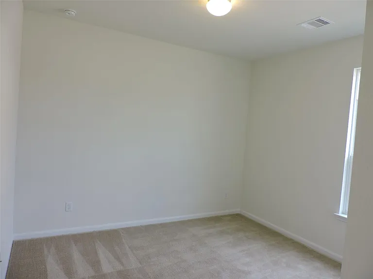 1122 Epworth Ct — Photo 18