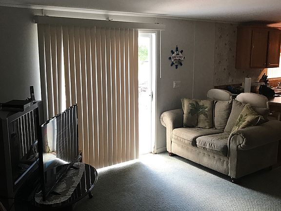 3rd image of 36112 Lodgepole Pine Dr