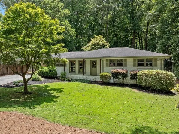 2000 Westwood Cir SE, Smyrna, GA 30080