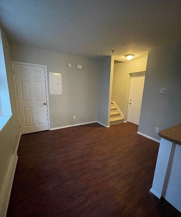 1st image of 161 Regent St #11