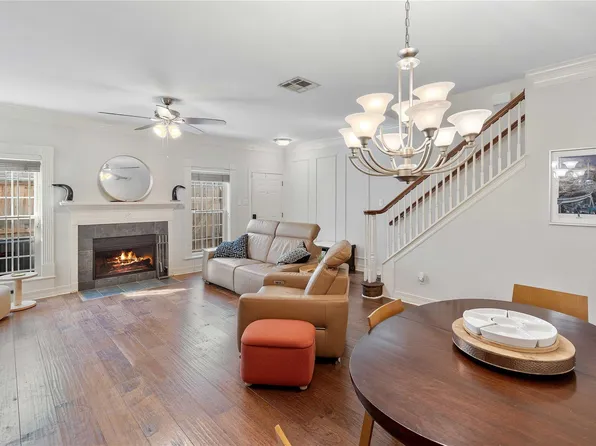 4001 Tanglewilde St APT 1103, Houston, TX 77063