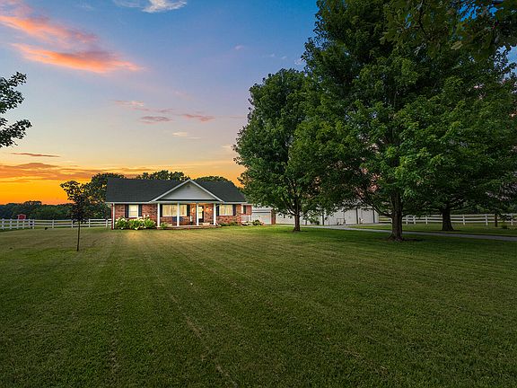 2nd image of 3128 New Hope Road