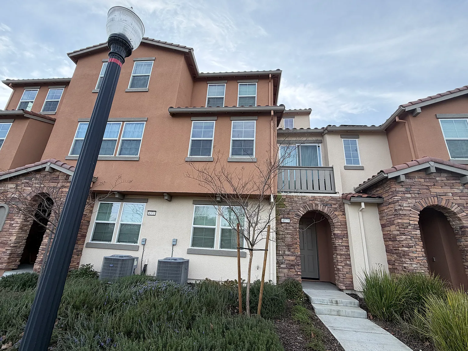 4375 E Commerce Way photo 1