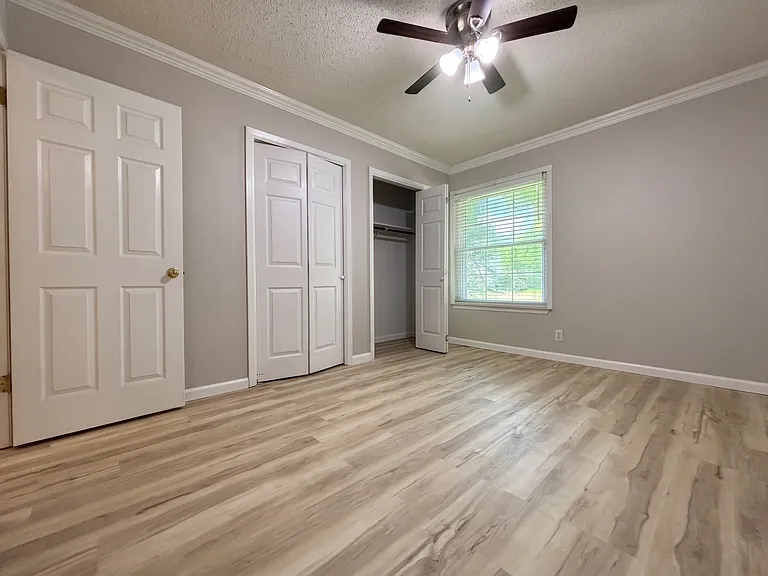 3500 Monument Dr — Photo 9