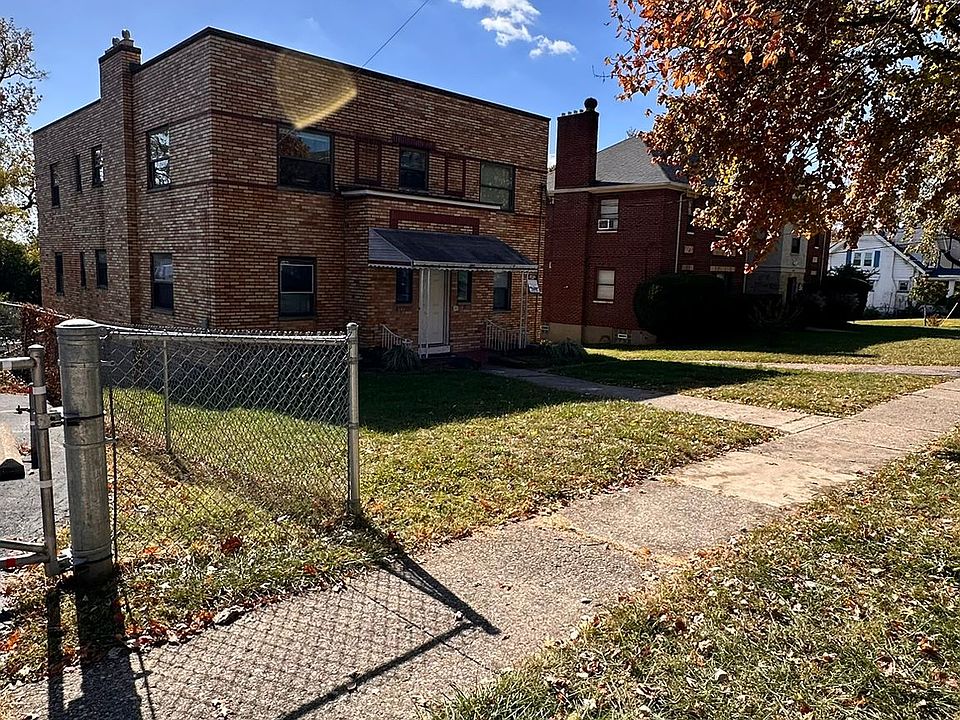 1st image of 3411 Daytona Ave APT 2