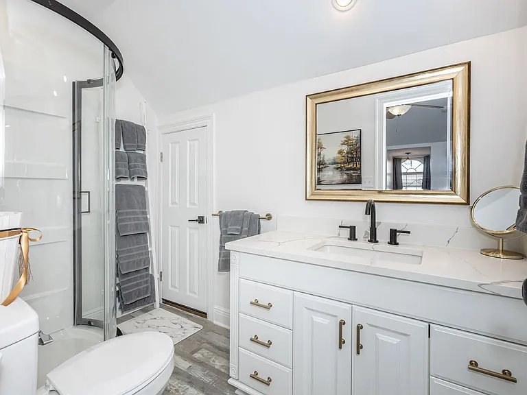 1102 Stanfield Point Rd — Photo 13
