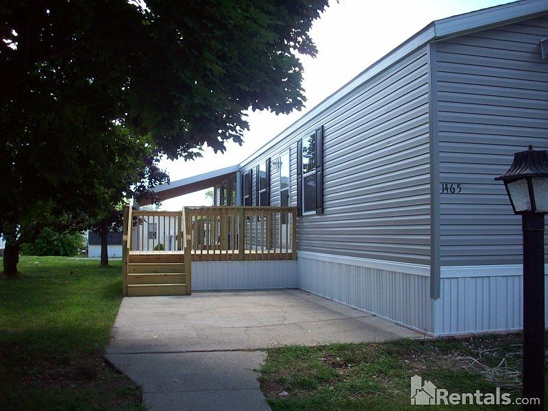 2nd image of 1465 Ewing Way