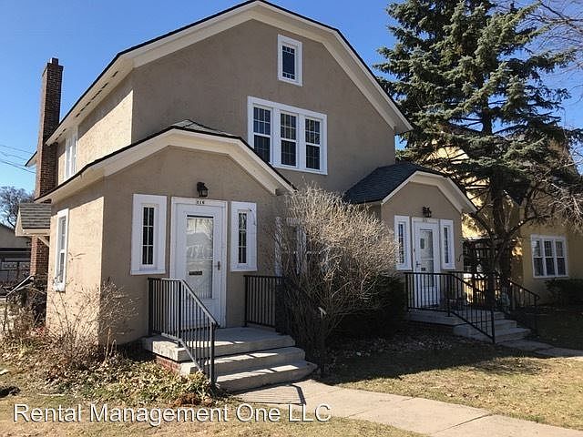 1st image of 214 Wellington St