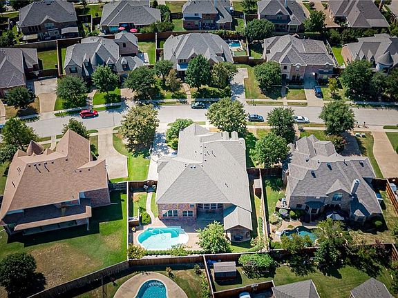 5th image of 421 Whisperfield Dr