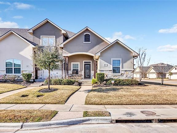 2nd image of 3829 Silverthorne Ln