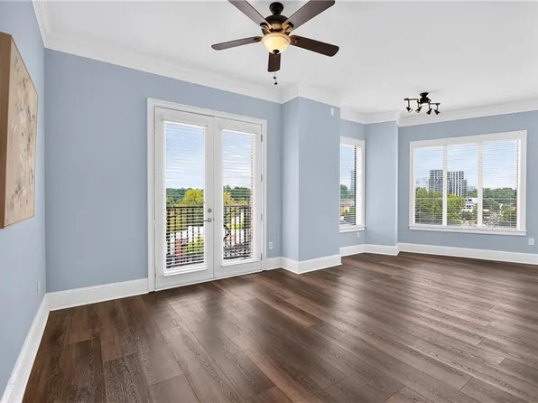 2277 Peachtree Rd NE Unit 610, Atlanta, GA 30309