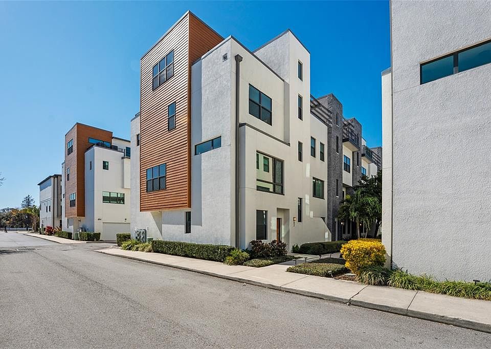 1st image of 2511 N Grady Ave #62