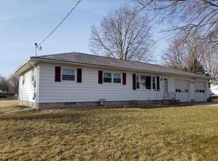 5320 Lafayette Rd, Elk Run Heights, IA 50707