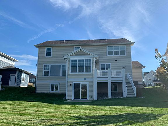 3rd image of 2738 Kittansett Dr