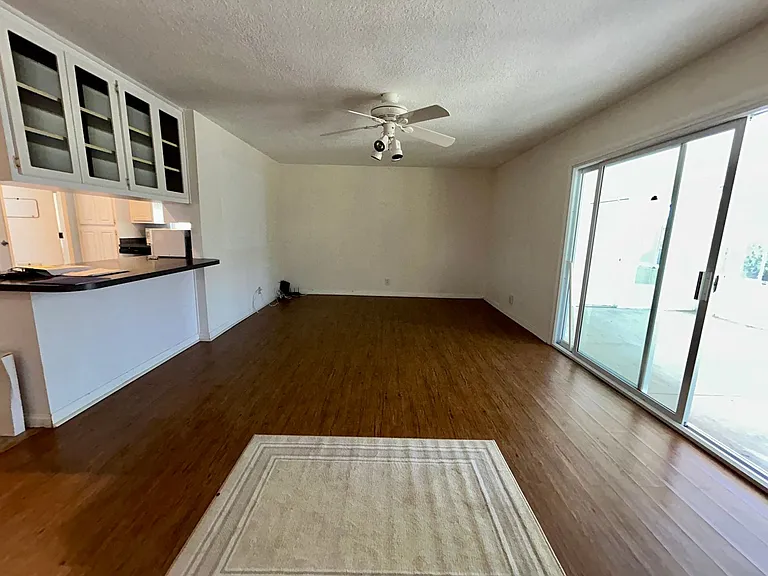 5572 Nevada Dr — Photo 6