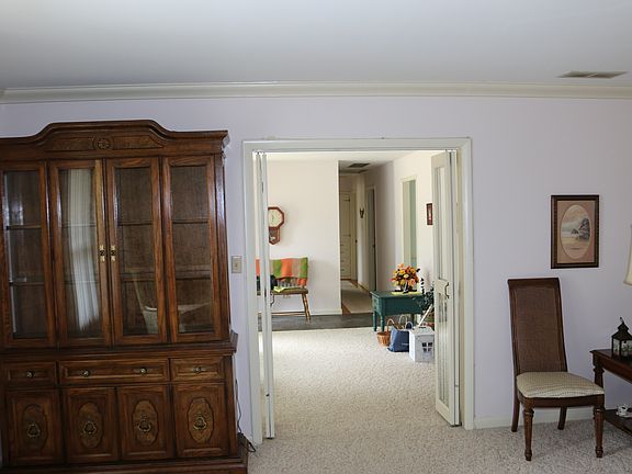 5th image of 1401 Brentwood Dr