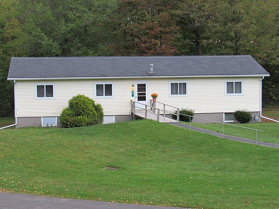 5th image of 34 Hyde Park Dr #D