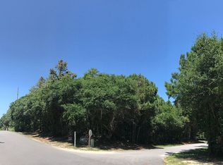 200 Lee Ave, Emerald Isle, NC 28594