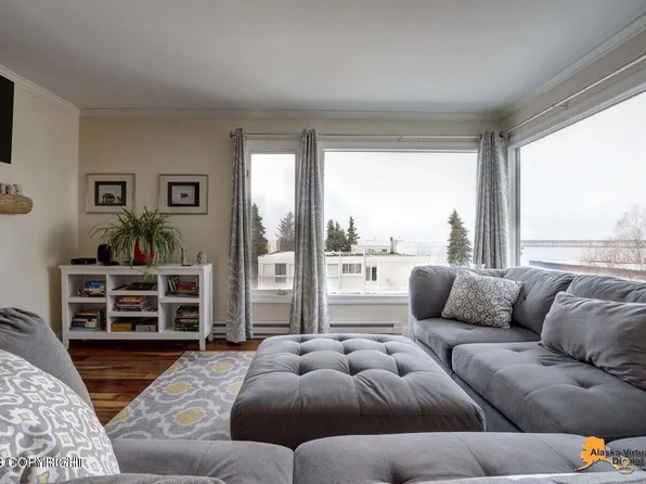 1300 W 7th Ave APT 301, Anchorage, AK 99501