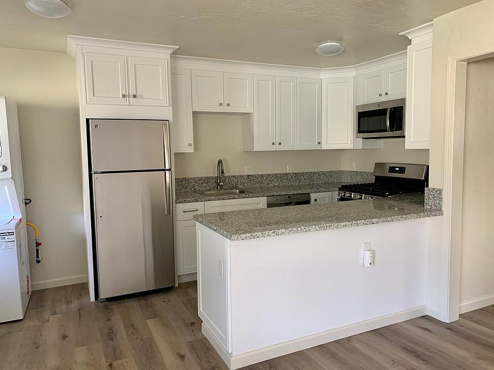 1st image of 191 Village Ct APT 2