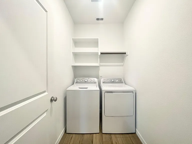 1118 Mahogany Ln — Photo 19