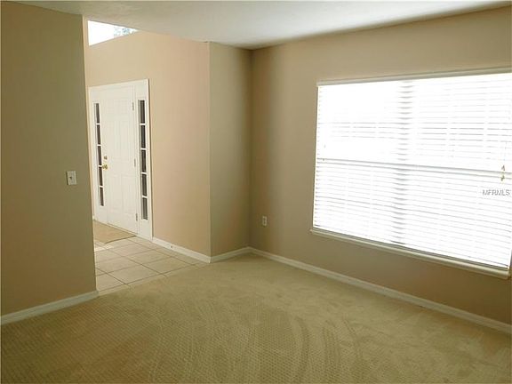 4th image of 2514 Omaha Dr